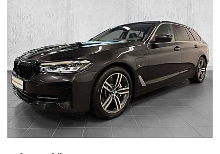 BMW 5er 530e Touring A 5 Türen