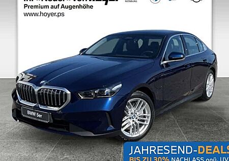 BMW 5er 550e xDrive 4 Türen