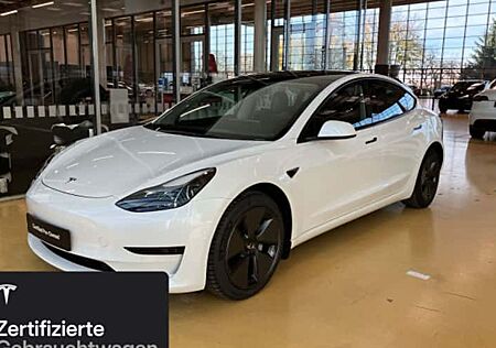 Tesla Model 3 Hinterradantrieb RWD 4 Türen