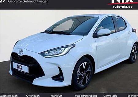 Toyota Yaris 1.5-l-VVT-i Hybrid 116 CVT Team Deutschl 5 Türen