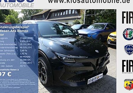 Alfa Romeo Junior ibrida Ibrida Q4 1.2 MHEV VGT Q4 e-DCT6 5 Türen