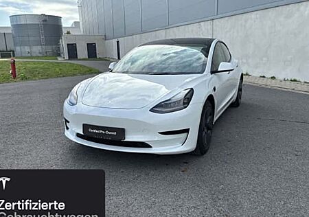 Tesla Model 3 Hinterradantrieb RWD 4 Türen