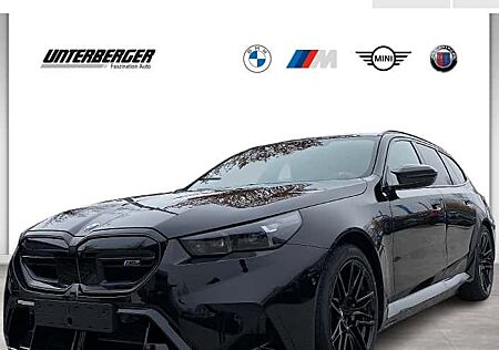 BMW M5 Plug-In Hybrid Touring xDrive A 5 Türen