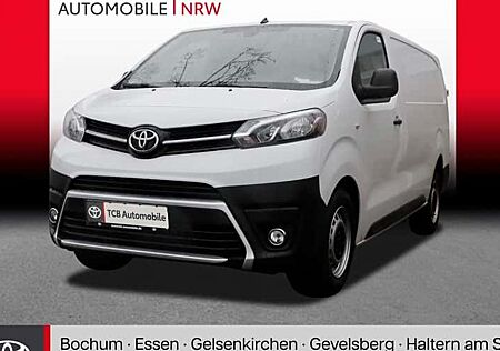 Toyota Pro Ace 2,2-l-D-4D 110kW L2 Meister 4 Türen