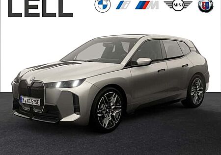 BMW iX xDrive45 5 Türen