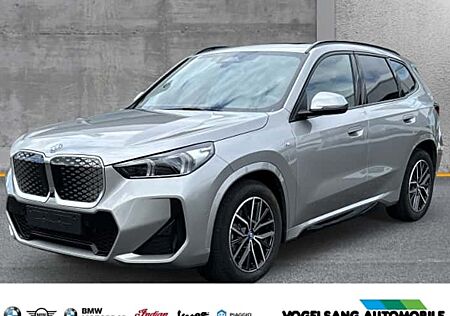 BMW iX1 eDrive20 5 Türen