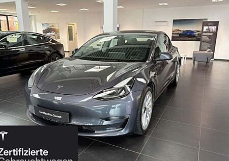 Tesla Model 3 Hinterradantrieb RWD Long Range 4 Türen