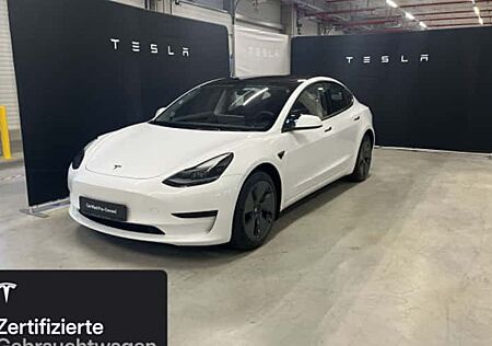 Tesla Model 3 Hinterradantrieb RWD 4 Türen