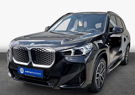 BMW iX1 xDrive30 5 Türen