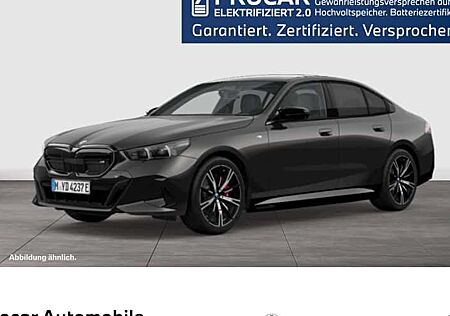 BMW i5 M60 xDrive 4 Türen