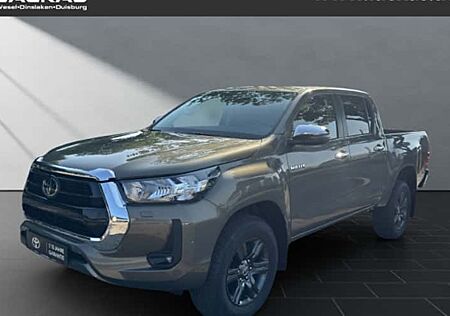 Toyota Hilux 4x4 Double Cab 2.8 D-4D Comfort Autom. 4 Türen