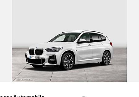BMW X1 sDrive20i Steptronic DCT 5 Türen