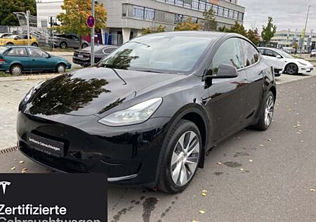 Tesla Model Y Hinterradantrieb RWD 5 Türen