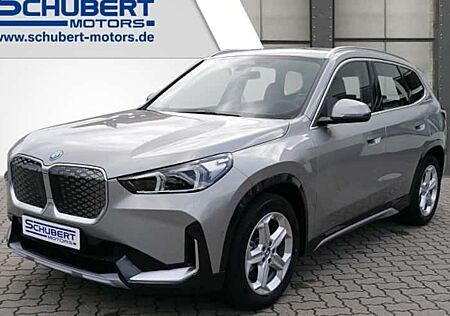 BMW iX1 eDrive20 5 Türen