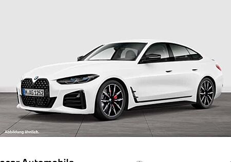 BMW 4er M440i xDrive Coupé A 2 Türen