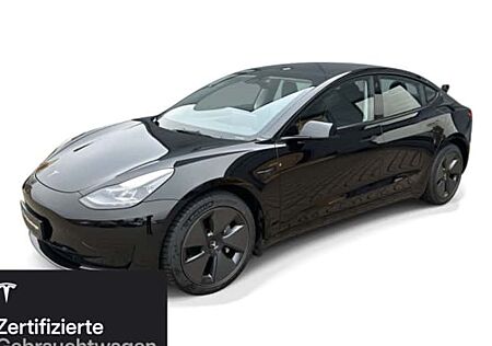 Tesla Model 3 Hinterradantrieb RWD 4 Türen