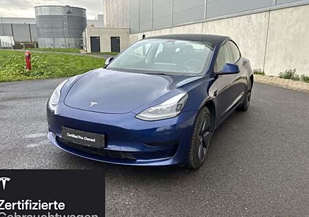 Tesla Model 3 Hinterradantrieb RWD 4 Türen