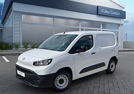 Toyota Pro Ace 1,5-l-D-4D 75kW L1 Meister 4 Türen