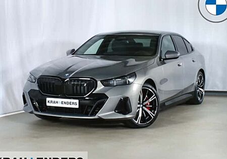 BMW i5 xDrive40 Touring 5 Türen