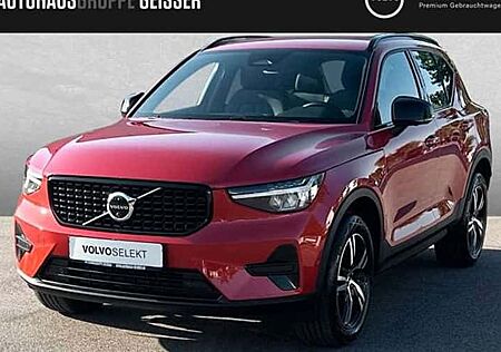 Volvo XC 40 B3 Plus Dark DCT 5 Türen