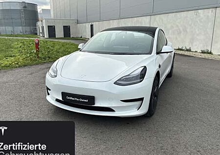 Tesla Model 3 Hinterradantrieb RWD 4 Türen