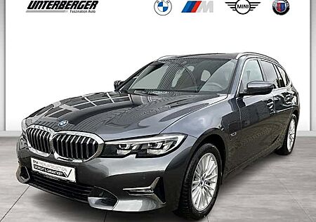 BMW 3er 330e xDrive Touring Luxury Line Auto. 5 Türen