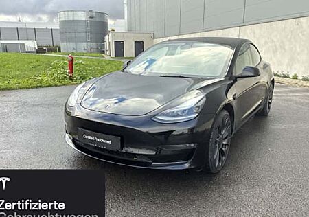 Tesla Model 3 Allradantrieb mit Dualmotor Performance 4 Türen