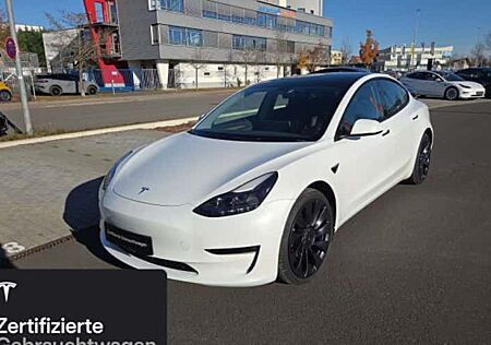 Tesla Model 3 Allradantrieb mit Dualmotor Performance 4 Türen