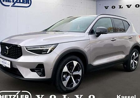 Volvo XC 40 B3 Ultra Dark DCT 5 Türen