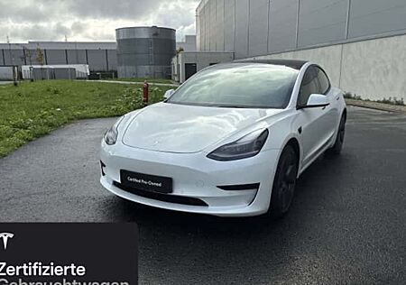 Tesla Model 3 Hinterradantrieb RWD 4 Türen