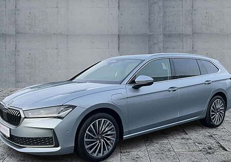 Skoda Superb 1.5 TSI iV DSG L&K Combi 5 Türen