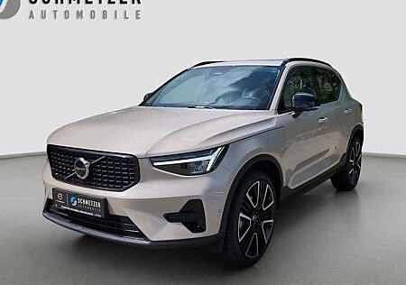 Volvo XC 40 B3 Ultra Dark DCT 5 Türen