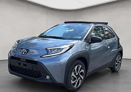 Toyota Aygo (X) Aygo (X) 1.0-l-VVT-i Play S-CVT 5 Türen