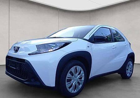 Toyota Aygo (X) Aygo (X) 1.0-l-VVT-i Business Edition S-CVT 5 Türen