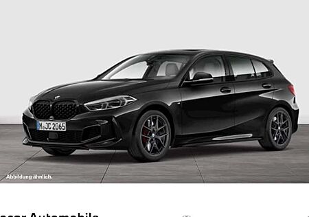 BMW 1er M135i xDrive A 5 Türen