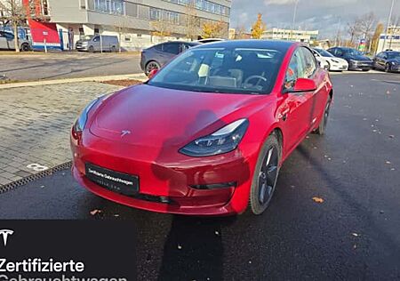 Tesla Model 3 Hinterradantrieb RWD Long Range 4 Türen