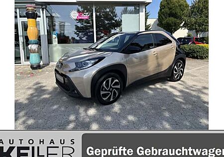 Toyota Aygo (X) Aygo (X) 1.0-l-VVT-i Pulse 5 Türen