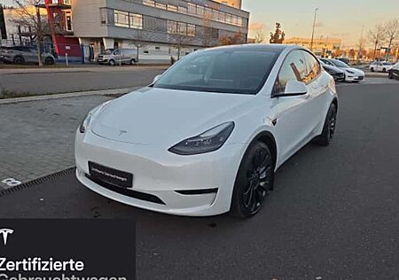 Tesla Model Y Performance Dual Motor AWD 5 Türen