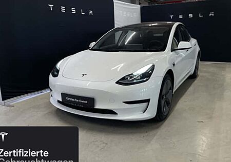 Tesla Model 3 Hinterradantrieb RWD 4 Türen
