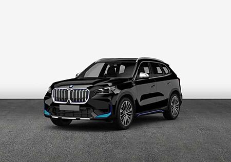 BMW iX1 xDrive30 5 Türen