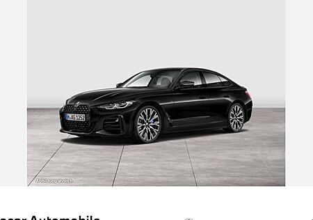 BMW 4er M440i xDrive Coupé A 2 Türen