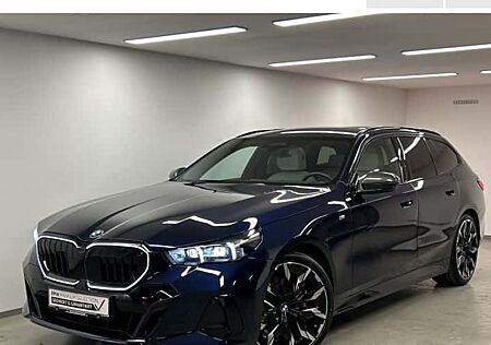 BMW 5er 540d xDrive Touring A 5 Türen