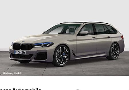 BMW 5er 530d xDrive Touring A 5 Türen