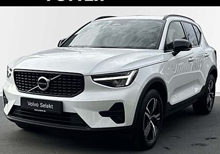 Volvo XC 40 B4 Plus Dark DCT 5 Türen