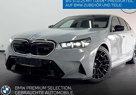 BMW M5 Plug-In Hybrid xDrive A 4 Türen