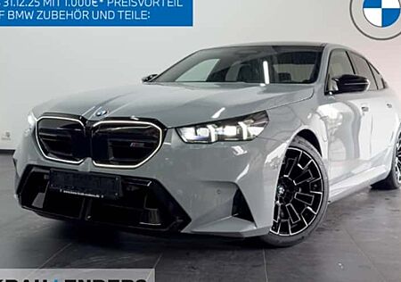 BMW M5 Plug-In Hybrid xDrive A 4 Türen