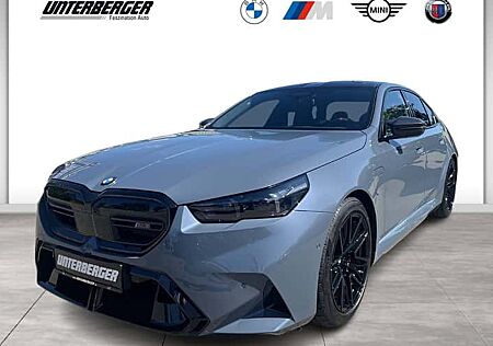 BMW M5 Plug-In Hybrid xDrive A 4 Türen