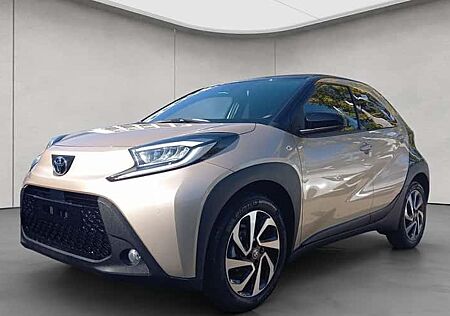 Toyota Aygo (X) Aygo (X) 1.0-l-VVT-i Play S-CVT 5 Türen