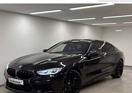 BMW M8 Competition xDrive Coupé 2 Türen