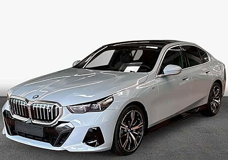 BMW i5 eDrive40 4 Türen